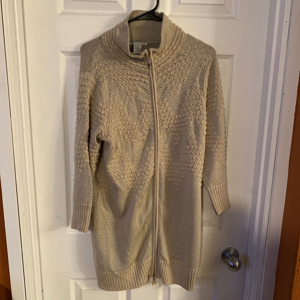 Alberto Makati Long Sweater Women’s Size Medium Beige Meecerized Wool Blend